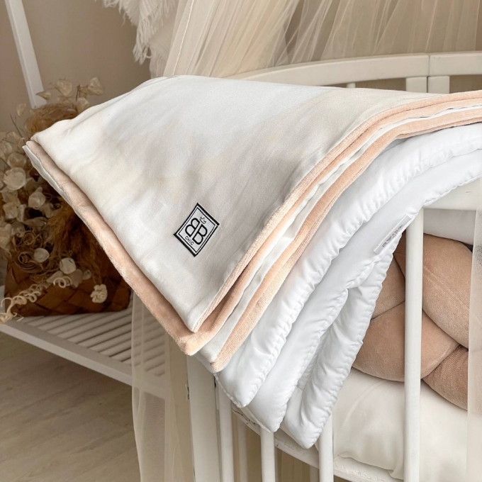 Set lenjerie Patut bebe din 6 piese, Ursulet crem (22)